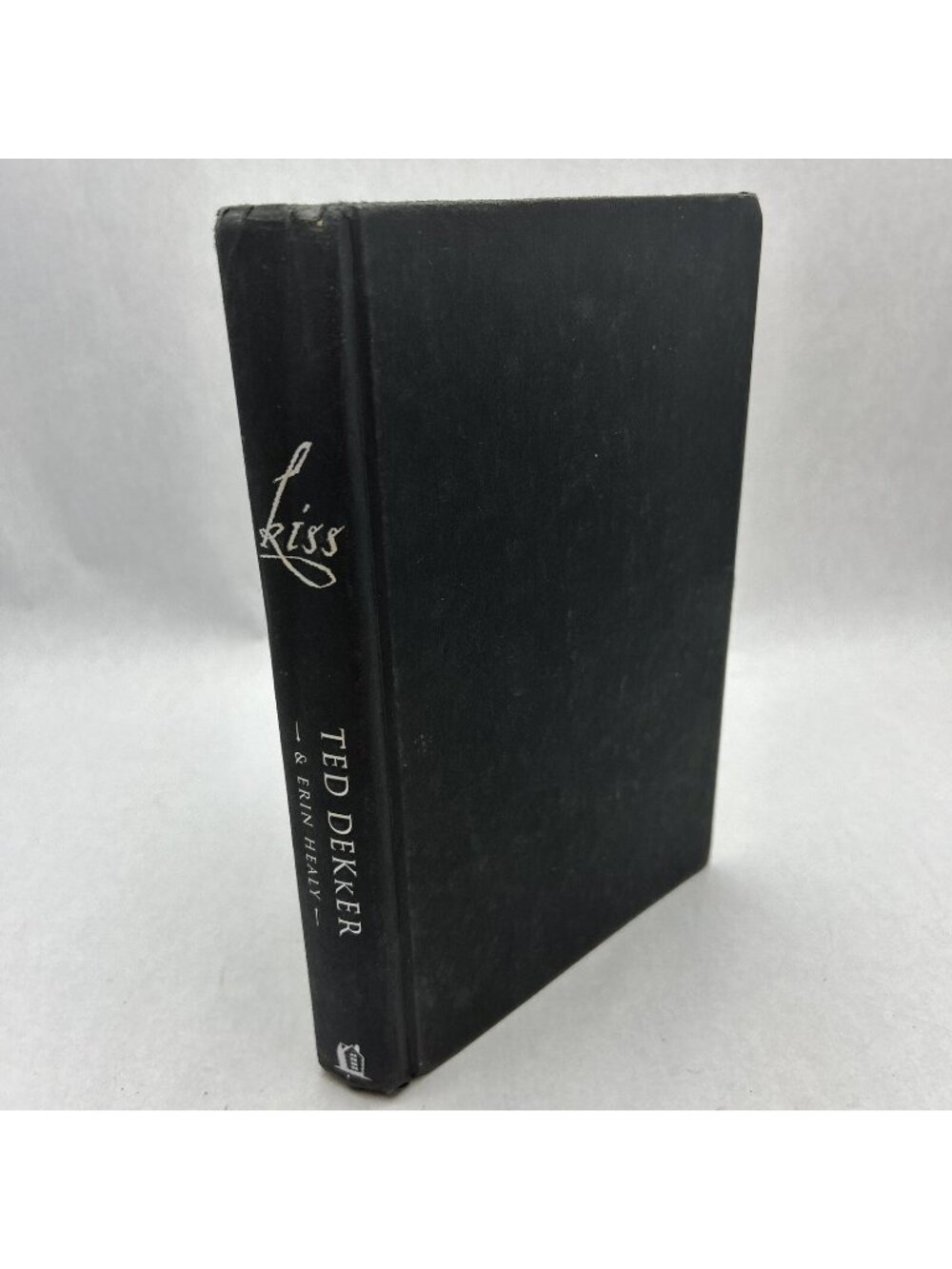 Kiss - Hardcover By Dekker, Ted